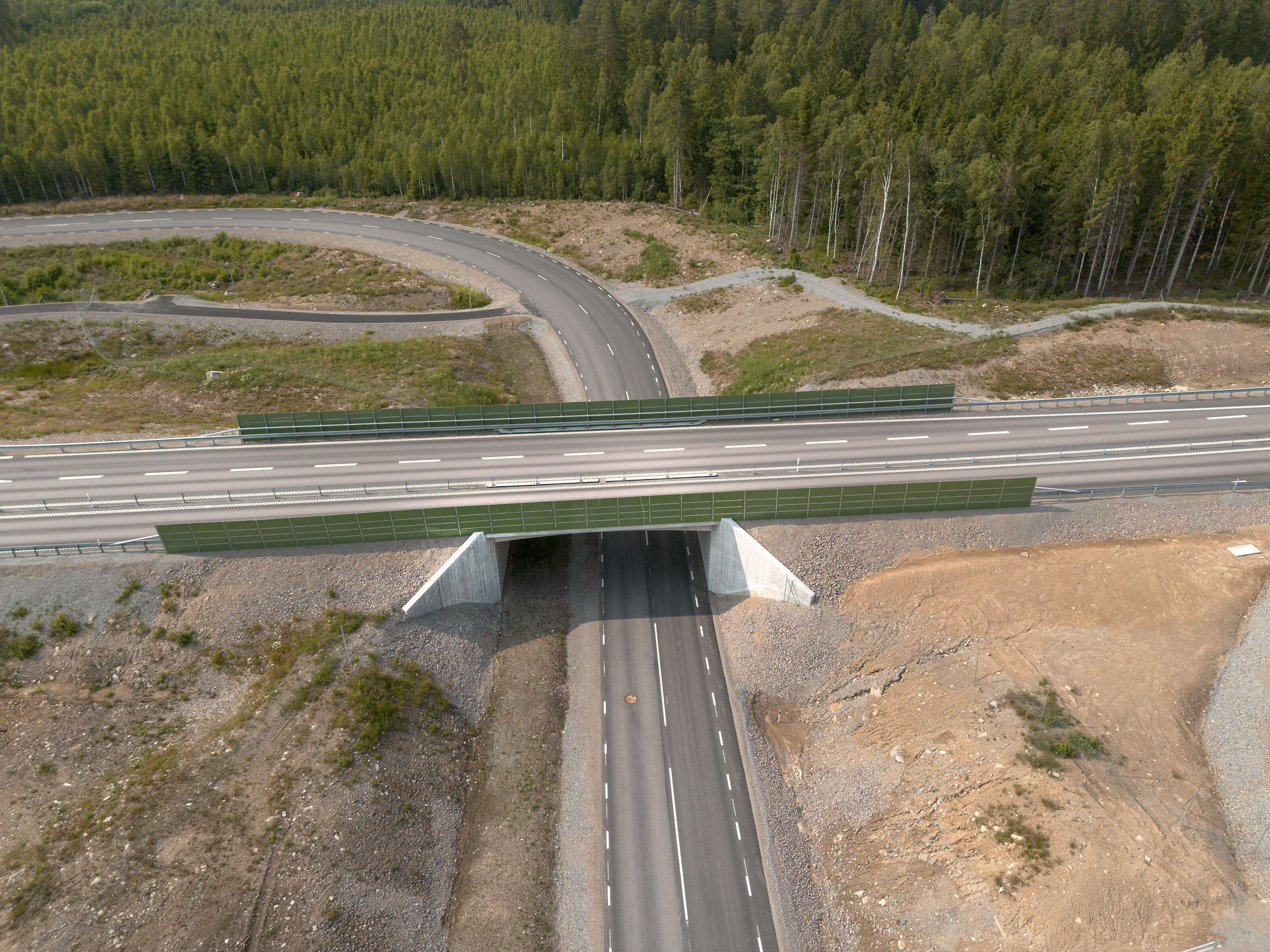 Vid brogjutningen ersattes cement till 50 procent av Merit foto Henrik Nordell